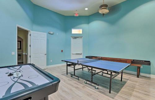 Outdoor Oasis with Pool Davenport Resort Escape! - Foto 44