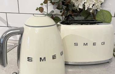 Welcome to Hazelwood, The Mount Somerton Apartment - modern and fully equipped, Private off-street parking, Near Glastonbury Tor, The spectacular Wells Cathedral, Stourhead, Sherborne Abbey, Millfield School, Clark's Village - Foto 28