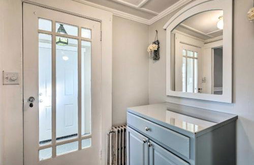 Newport House Less Than 3 Mi to Beaches and Bowens Wharf! - Foto 13