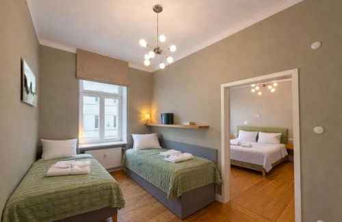 LIVA Stays Schwerin Zentrum - 4 Ferienwohnungen mit Küche und WLAN - Nähe Hauptbahnhof - Ideal für Familien & Monteure - Foto 37