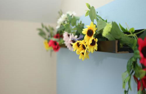 Mount Rd By N And N Stays Contractor Friendly 4 Bed House With Large Driveway, Bath - Photo 15