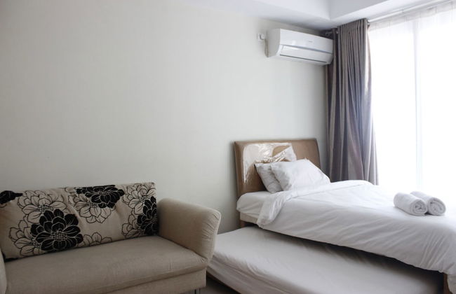 Comfortable Studio at Beverly Dago Apartment near ITB - Photo 1