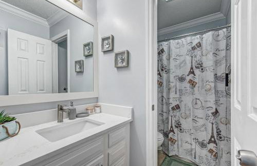 Long Stay Special Cozy Home Near Uptown - Foto 18