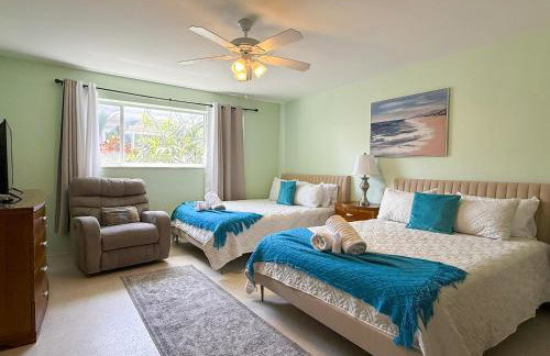 Sunrise Delight Pet-friendly 2-min Walk to Beach - Foto 8