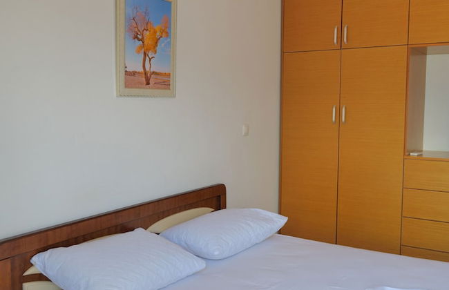 Pellumb Apartments - Photo 3