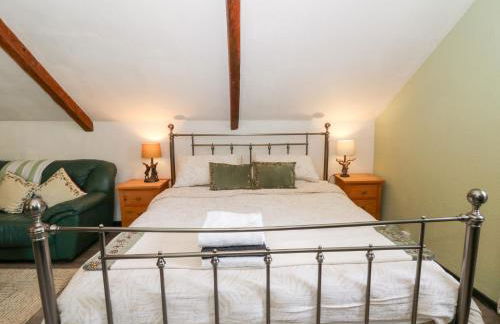 Loft Apartment - Photo 7