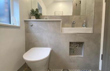 3 bedroom duplex flat Cardiff close to UHW & city centre - Foto 8