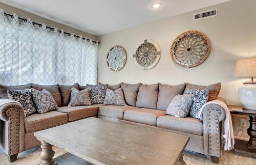 Pool and Dock Access Lakefront Hot Springs Condo! - Foto 7