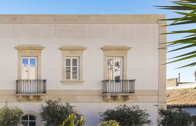 Byssus Suites - Photo 68