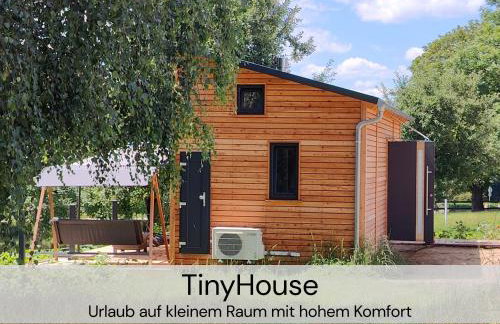 TinyHousebeiDresden mit Faßsauna unser größtes winziges Häuschen für bis zu 7 Personen, Kaminofen, große Terrasse - Nähe Sächsische Schweiz - Von Juni - September Mindestmietzeit 1 Woche Sa-Sa - Foto 12