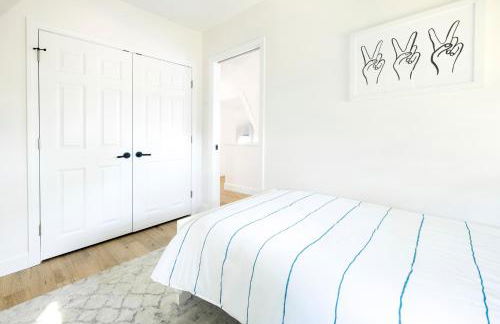 Spacious 4BR Beach Retreat, Steps to Pine Point - Foto 26