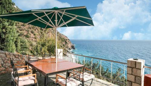 Villa by Kissakas Beach with Sea Views - Foto 2