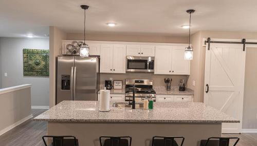 Brand New 3 Bedroom! - Foto 2