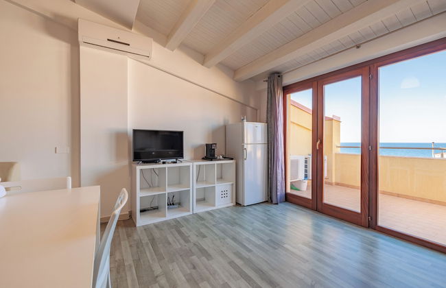 Marina di Petrolo Apartments - Photo 14