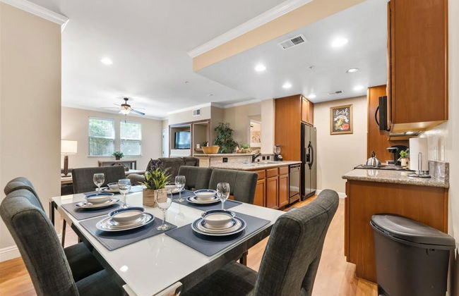 Marketing in Reno With 2 Bedrooms and 2 Bathrooms - Photo 6