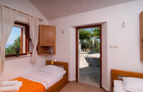 Robinzonska kuća Kanava - Photo 44