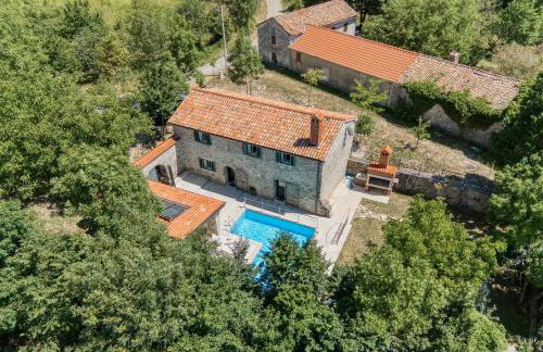 Stone Villa Galant with Pool - Happy Rentals - Foto 12