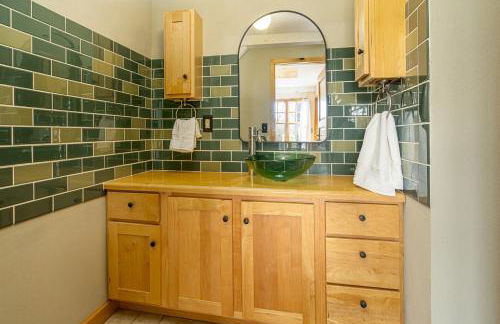 Luxury Lake House w Dock & Game Room - Photo 45