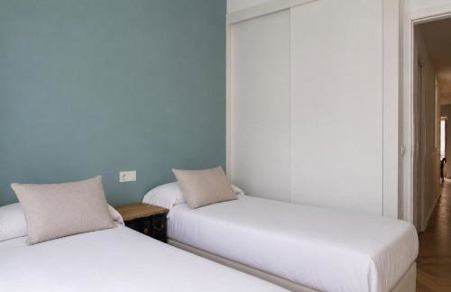 FLORIT FLATS - LUXURY Apartment with Balcony - 4 Guests - City Centre - Foto 59