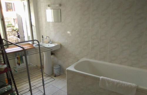 Small, discreet and bright townhouse - Foto 7