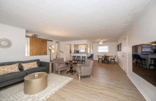 The Grand Elm Suites Sleeps 10 - Foto 52