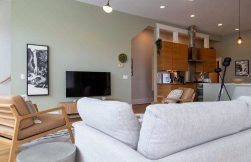 Gorgeous 5BR Storefront Home ABODEbucks - Foto 6