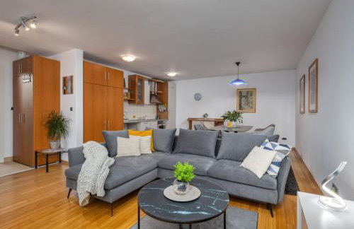 Terra Magica Deluxe Apartment OR Room with Private Parking, Terrace and Sea View - Foto 5