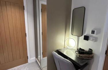 Rock Mill - Luxury 1 Bedroom Apartment 20 with Private Balcony - Photo 5