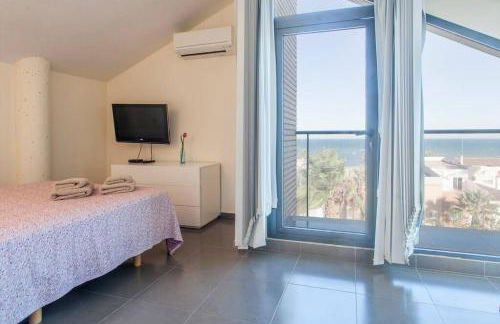 Confortable Beach Appartment with Views to the Sea - Photo 41