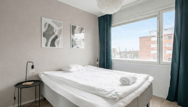 1BR Apt and Balcony next to Railway Station - Foto 5, Habitación