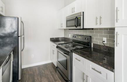 Landing Stylish 2BD Pool Gym - Foto 30