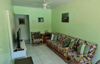 Encantadora Chácara com Piscina em Itanhaém - Foto 6