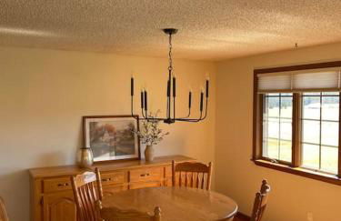 Dave & Susie's Place Across from Notting Hill Farm! - Foto 14