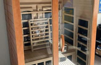 Whole House Aurora View with Hot tub, Sauna and AC - Photo 41