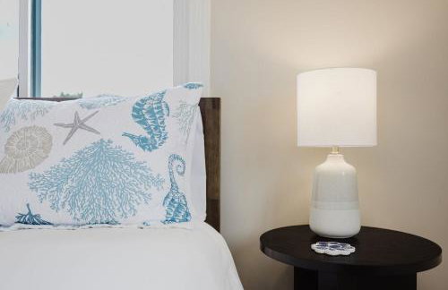 The Coastal Retreat Scenic Harbor Ocean Views Walk to Beach Restaurants - Foto 13