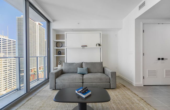 Contemporary Comfort Rooftop Views & Full Kitchen - Foto 12