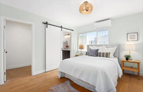 Quintessential SoCal indoor outdoor living with POOL - Foto 25