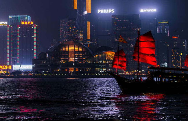 Cruzeiro Symphony of Lights de barco tradicional - Foto 1