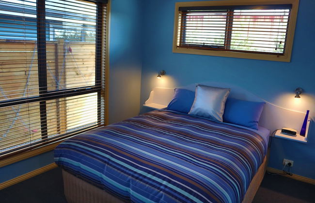 Strahan Bungalows - Photo 19