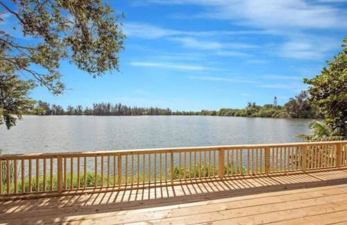 Lake house unit 1 by Dream Vacation - Foto 8