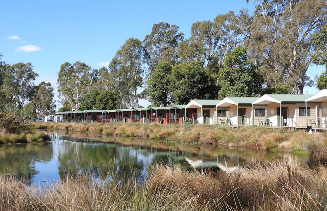 Victoria Lake Holiday Park - Photo 11