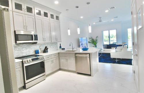 Manatee Isle - Photo 15