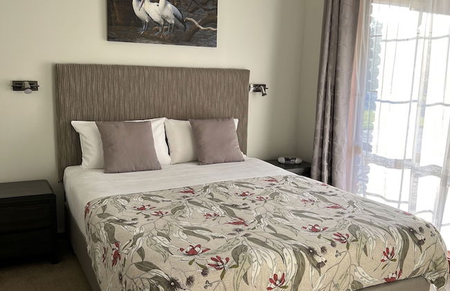 Greenways Holiday Units - Photo 2