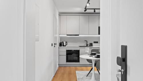 1-2 Personen - Parkplatz - Fahrradgarage - Zentrum - Küche - WLAN - Klima - Foto 3