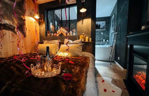 Le chalet romantique, SPA, Écran cinéma, Lit king size, day use, 10 min centre - Foto 3