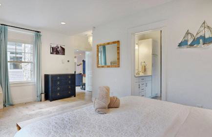 Family Tides by Bayley Vacation Rentals - Photo 31