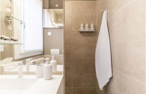 Tiffany Silver - Photo 62