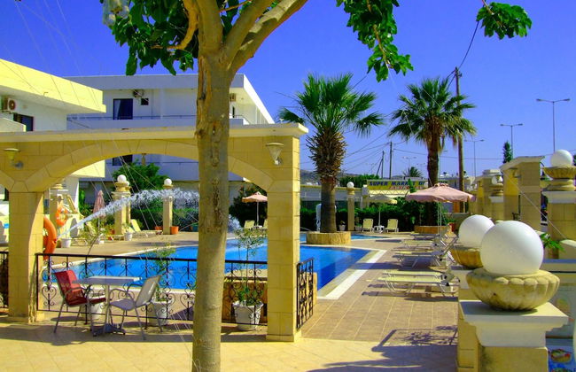 Antonios Hotel - Photo 53