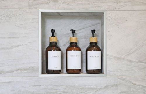 Bungalow Dream w Hot Tub, Fenced Yard & Fire Pit - Foto 39