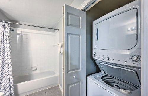 Quiet Lely Resort Condo with Pool - 2 Mi to Golf! - Foto 16